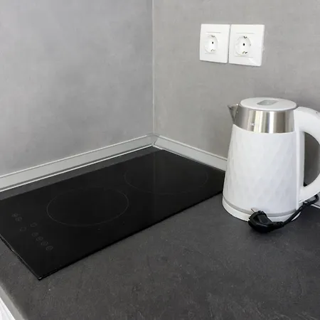 La Casa De Profesor 5 *